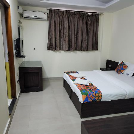 Westernsuites Hotel / Spa Bangalore Eksteriør bilde