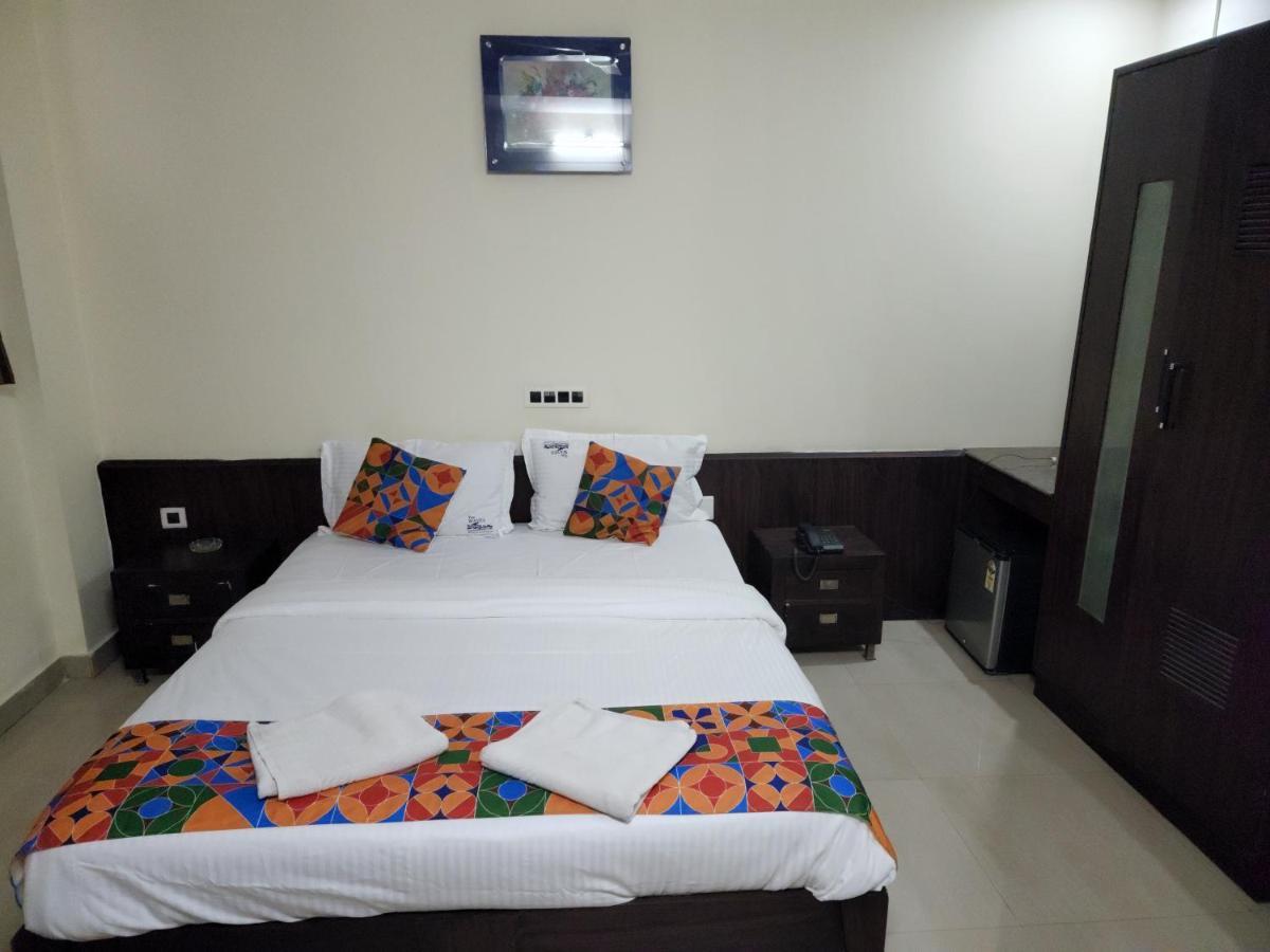 Westernsuites Hotel / Spa Bangalore Eksteriør bilde
