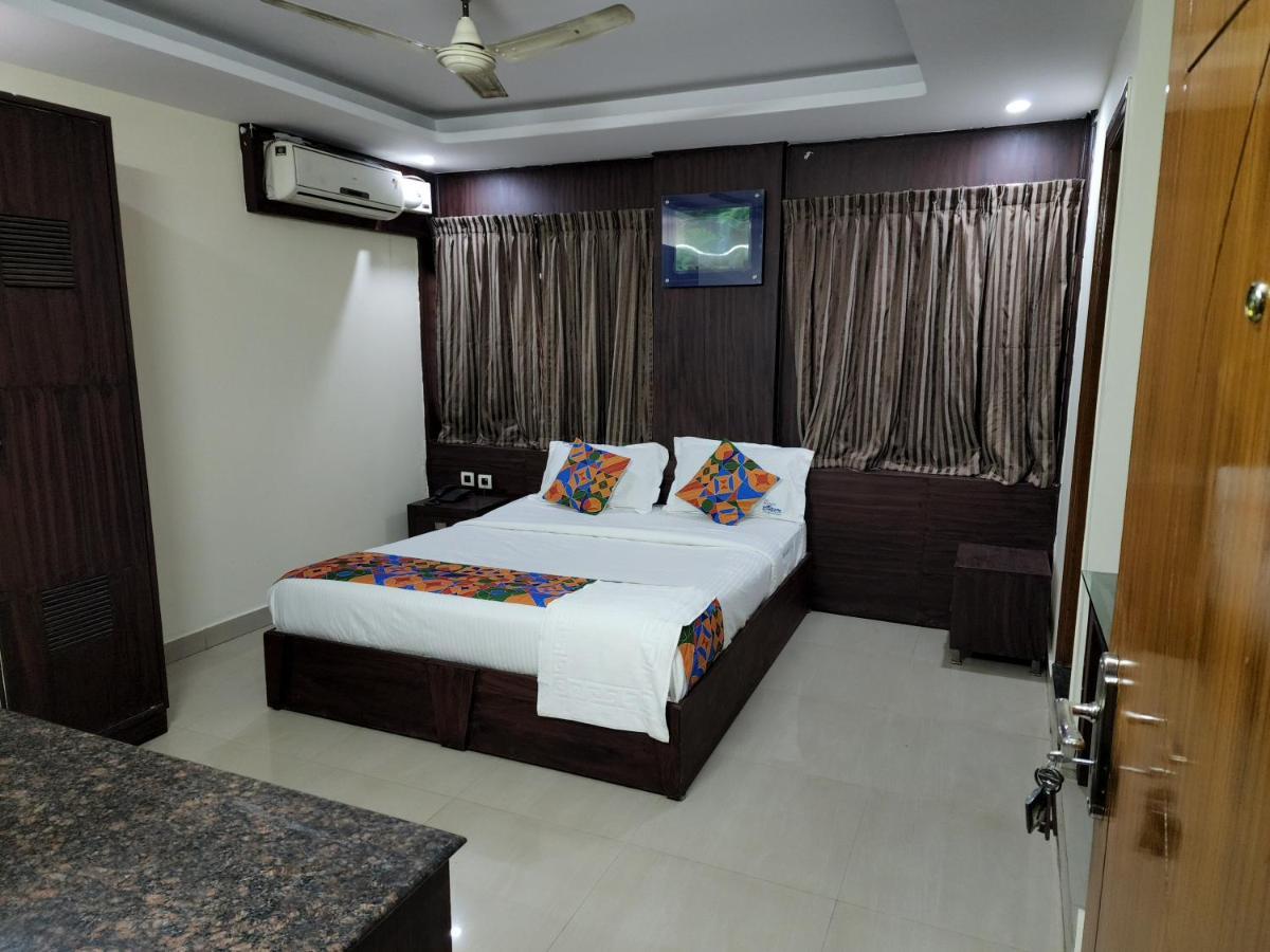 Westernsuites Hotel / Spa Bangalore Eksteriør bilde