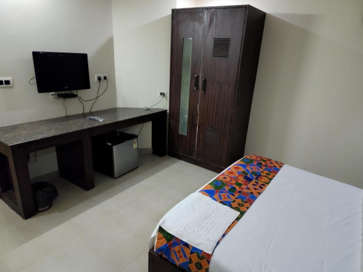 Westernsuites Hotel / Spa Bangalore Eksteriør bilde